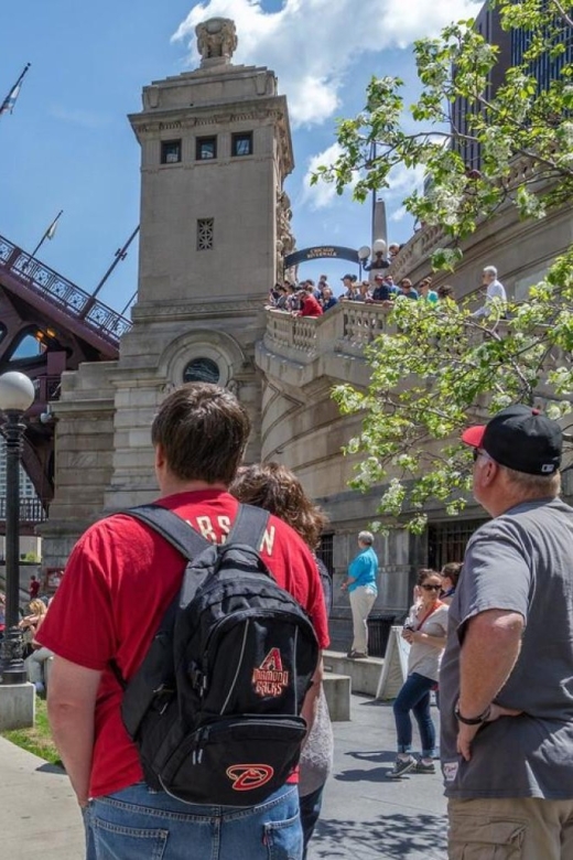Chicago: best of attractions walking tour +bike/kayak rental a detailed breakdown: what to expect
