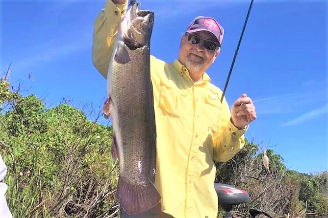 Private lake istokpoga bass fishing charter in sebring deep dive into the lake and experience