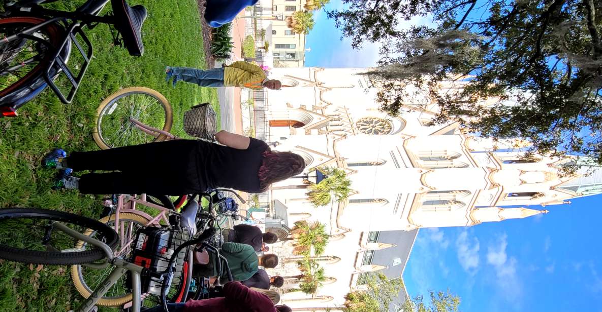 Savannah: historical bike tour with tour guide an inside look at the itinerary