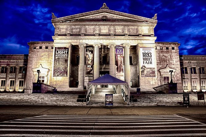 Fright Hike: Chicago Halloween Bike Tour - Authenticity and the Guides Who Bring It to Life