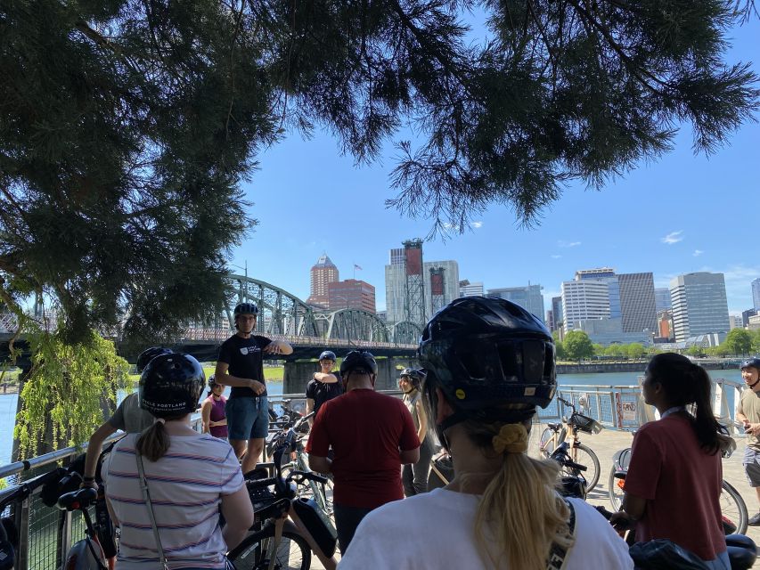 Portland: Guided Bike Tour with Brewery Visits - Detailed Breakdown of the Itinerary