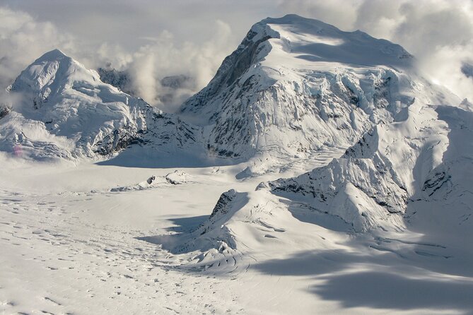 Small-Group Flight Denali National Park Tour with Guided Hike - Who Will Enjoy This Tour?