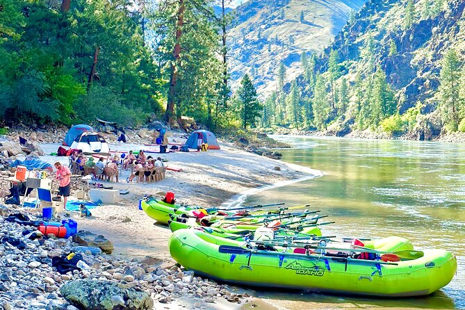 5 day main salmon rafting tour with meals included key highlights of the main salmon rafting tour