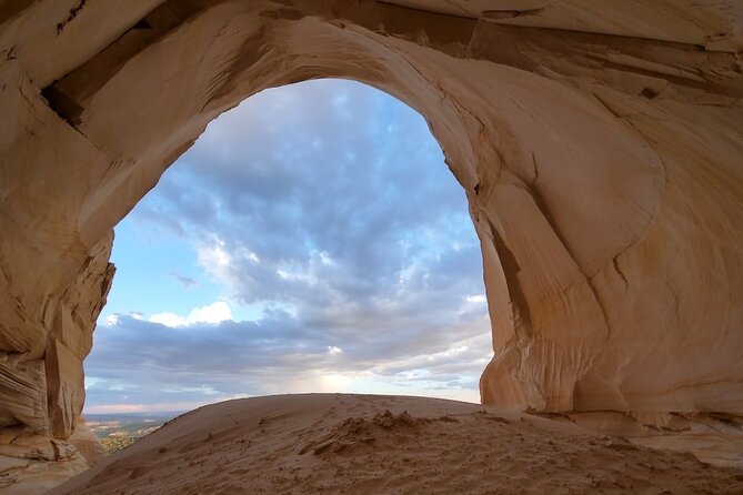 Guided Hike through Peekaboo + Great Chamber Combo (Small Group) - FAQ about the Peekaboo and Great Chamber Guided Hike