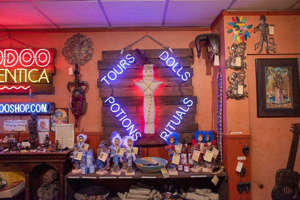 New Orleans: French Quarter, Witches, Voodoo, & Ghost Tour - Detailed Breakdown of the Itinerary