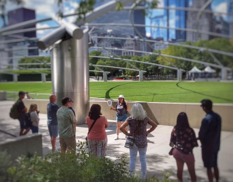 Chicago: Best of Attractions Walking Tour +Bike/Kayak Rental - Who Is This Tour Best For?