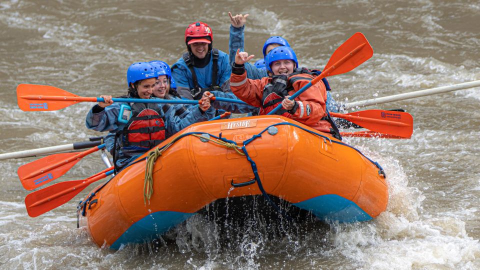 Denali, Alaska: Canyon Wave Raft Class III-IV Paddle/Oar - Who Will Love This Tour?