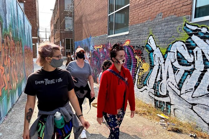 Kansas City Crossroads Art District and Westside Urban Hike - FAQ: Practical Questions About This Urban Hike