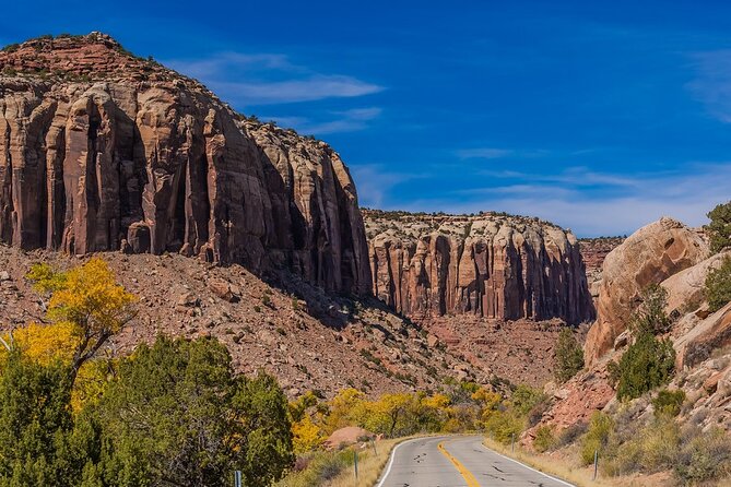 NEW! Canyonlands Needles Chesler Park Hiking Discovery Tour - Measuring the Value: Is it Worth 9.89?