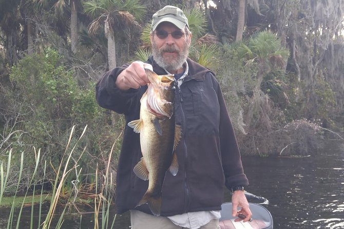 Tampa Bass Fishing Guide on Lake Tarpon - The Unbeatable Value