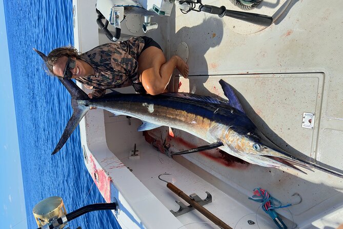 5 Hours Private Fishing Charter in Kailua-Kona - Highlights of the 5-Hour Kailua-Kona Fishing Adventure