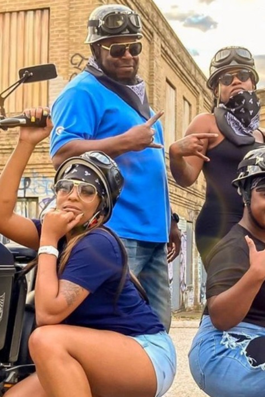 Austin: Biker Gang E-Bike Adventure - Highlights of the Austin Biker Gang E-Bike Adventure