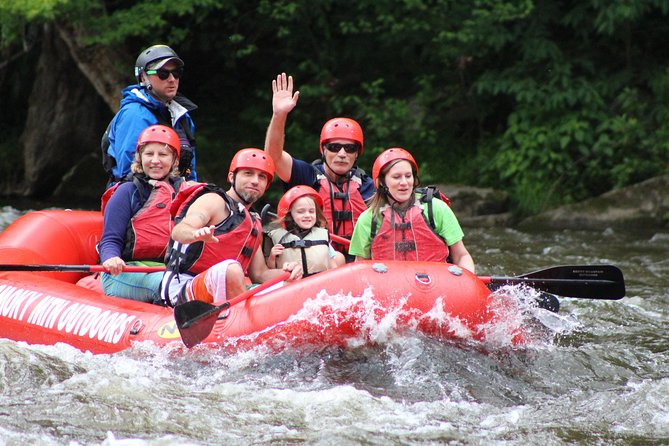 Lower Pigeon River Rafting Tour - Complete Review of the Lower Pigeon River Rafting Tour