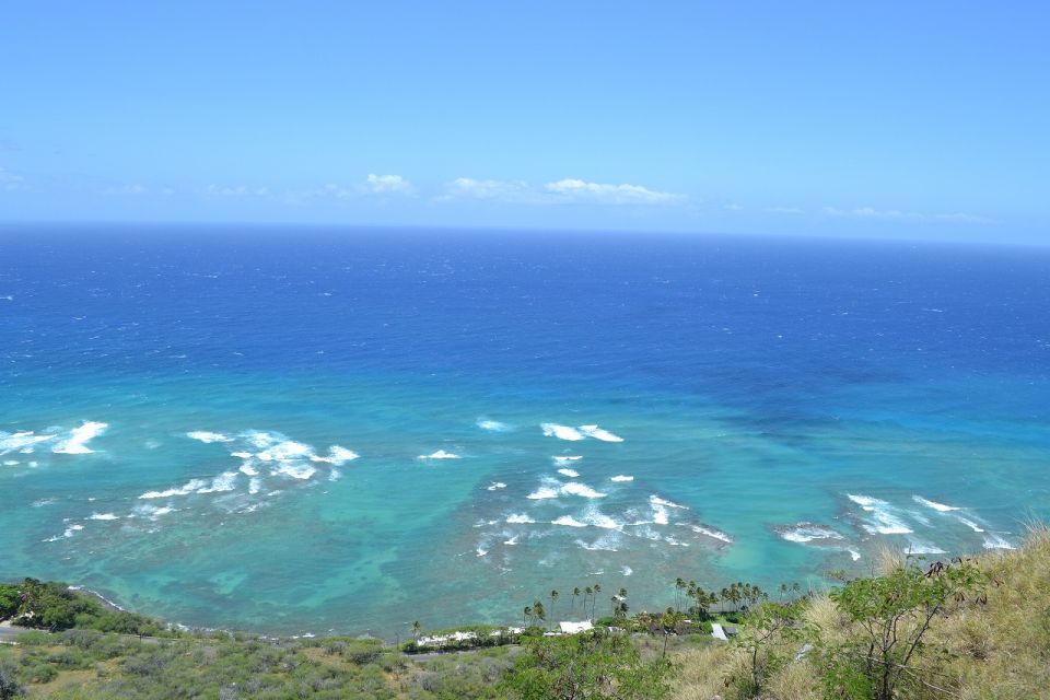 Oahu: Diamond Head Sunrise Hike with Acai Bowl and Malasada - Highlights of the Diamond Head Sunrise Hike Tour